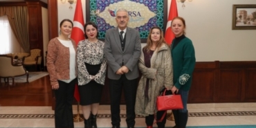 1886695-bursa-hayvan-haklari-platformu-vali-ayyildiz-a-rapor-sundu-nbsp-belediyeler-yasaya-uymali-69.jpeg