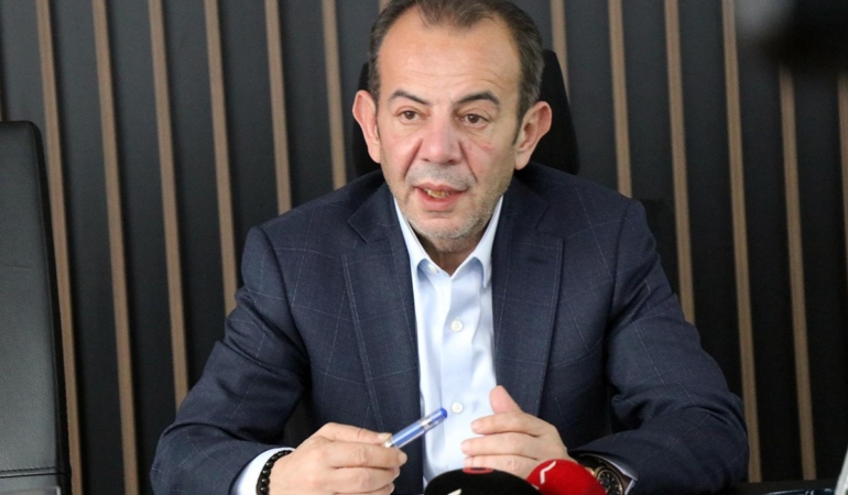 kedi-gibi-evde-oturacagim-diyen-tanju-ozcandan_4786aafdec_amp.jpg